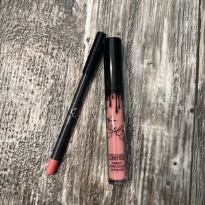 Kylie cosmetics lipstick duo
